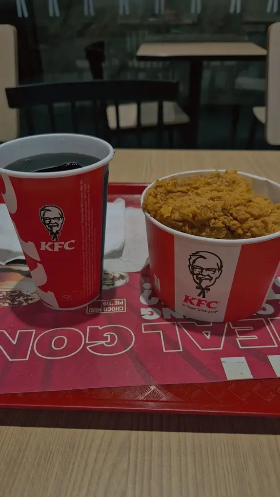 KFC Medical Road Gorakhpur 3